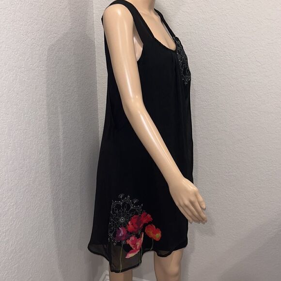 Desigual little black dress w/ floral print in excellent condition. Fully lined. - Picture 1 of 4